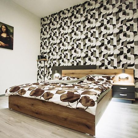 Loft De Luxe Apartments Винница Экстерьер фото