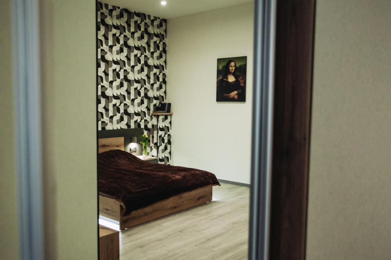 Loft De Luxe Apartments Винница Экстерьер фото